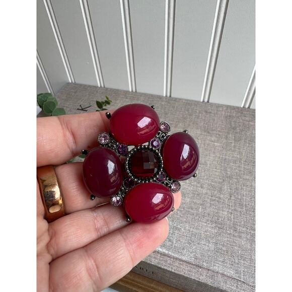 Magenta Cabochon Brooch Vintage Lucite Pendant Medieval Renaissance - Picture 6 of 7
